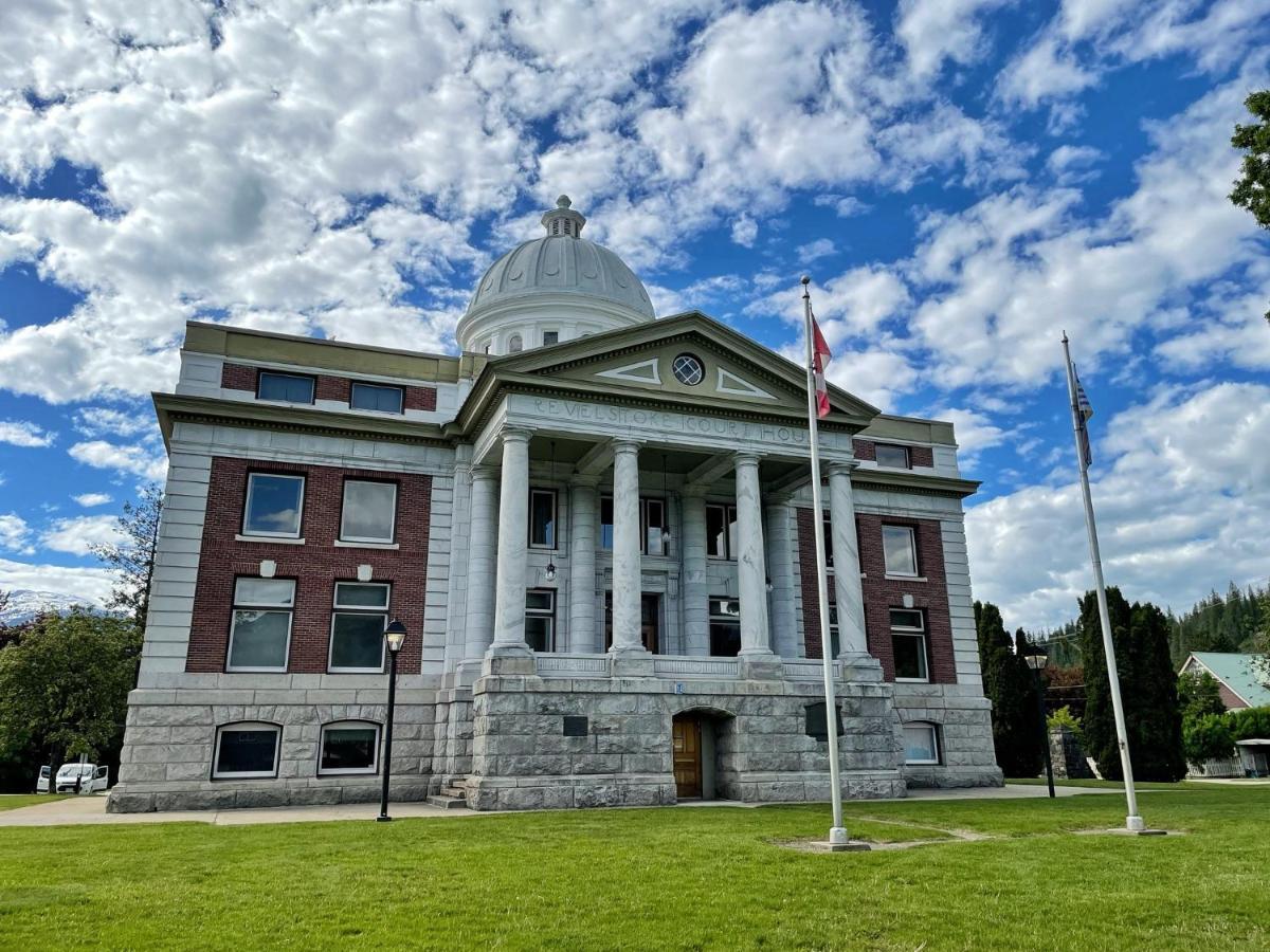 Courthouse Inn 雷夫尔斯托克 外观 照片